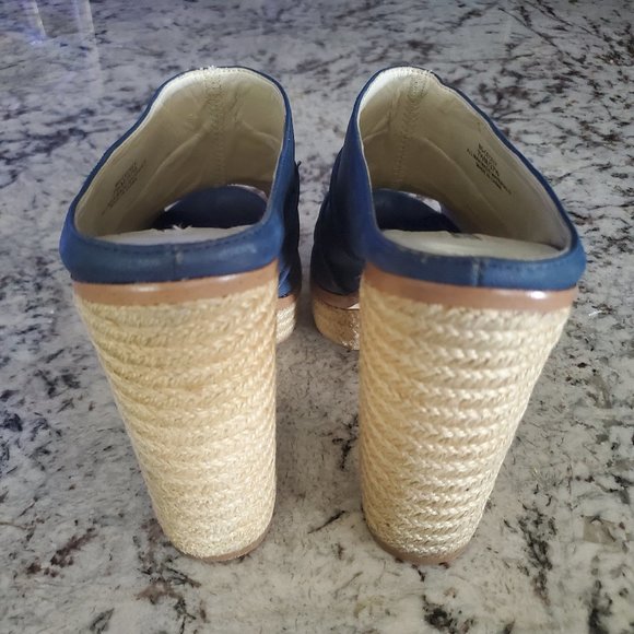 BCBG Cecely mule heel platform sandal - Picture 7 of 9